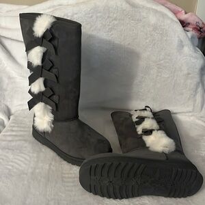 Women’s Grey tall fur boots